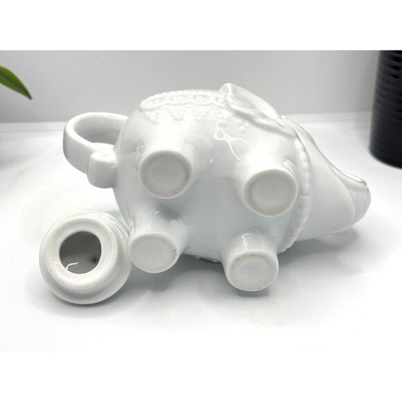 Porcelain Elephant-Shaped Sugar Bowl With Lid - Picture 3 of 9